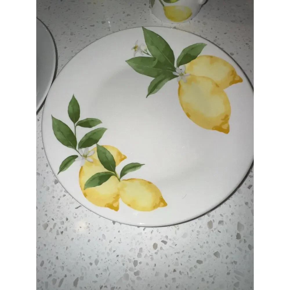 Set Of 4 Mikasa Lemons Bone China Mugs And 2 Royal Norfolk 7.5 Inch Lemon Plates